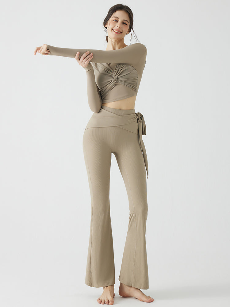 背中見せ 蝶結び風 長袖 パッド付き