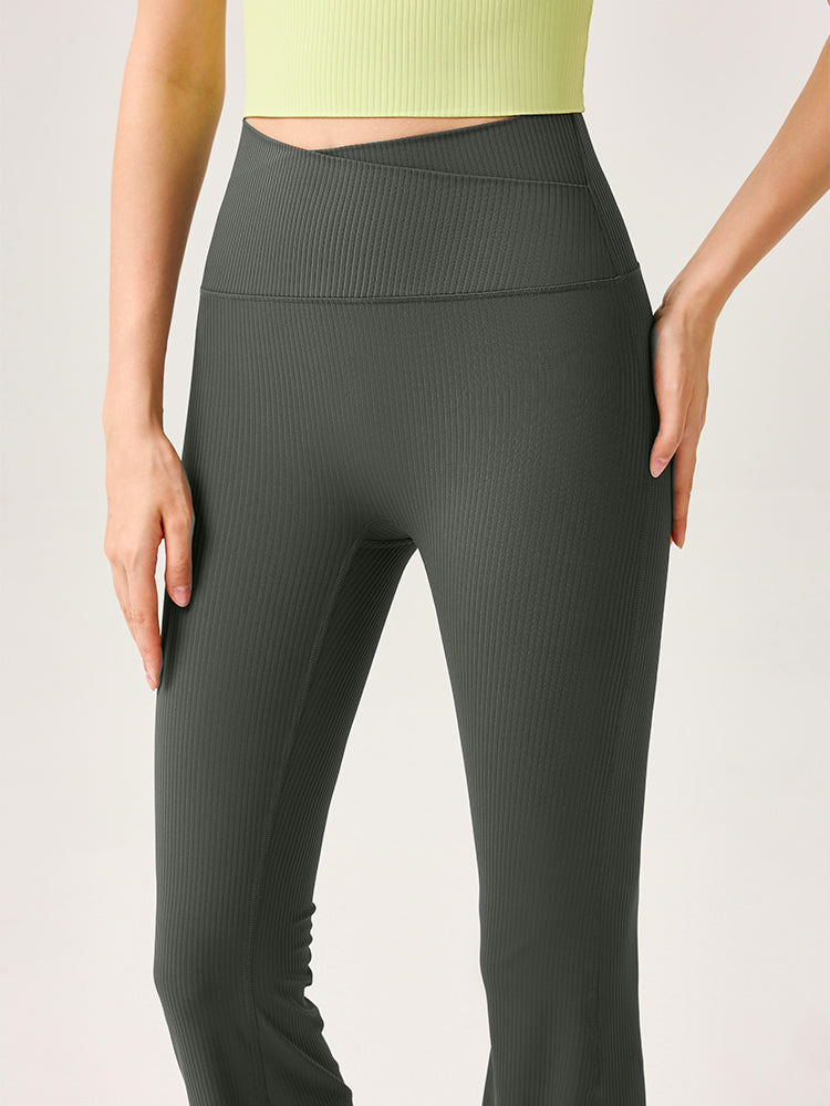 ハイウェスト リブ フレアレギンス