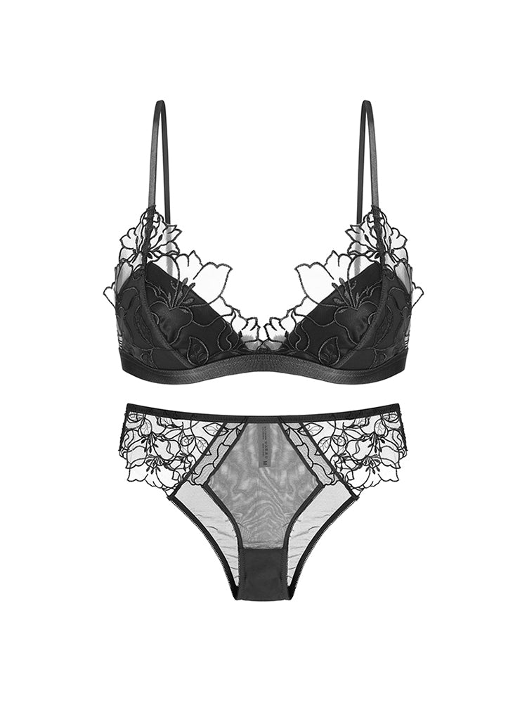 【ノンパテッド・ノンワイヤー】花咲く 刺繍レース三角カップ ブラ&ショーツセット