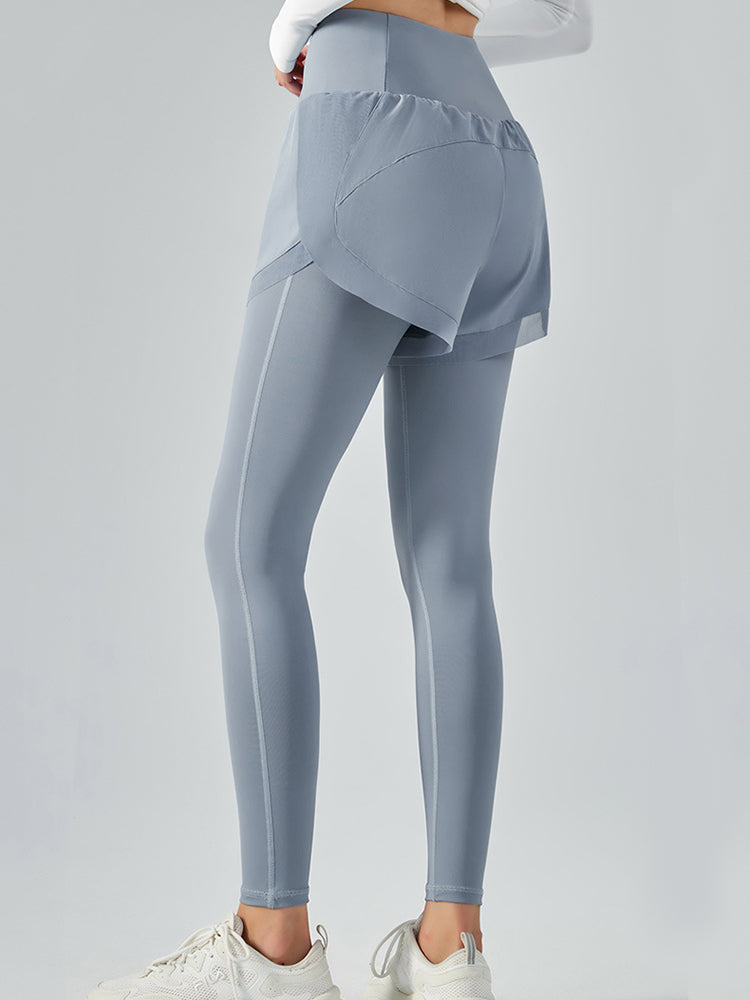 ショートパンツ付きレギンス