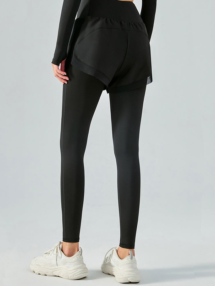 ショートパンツ付きレギンス