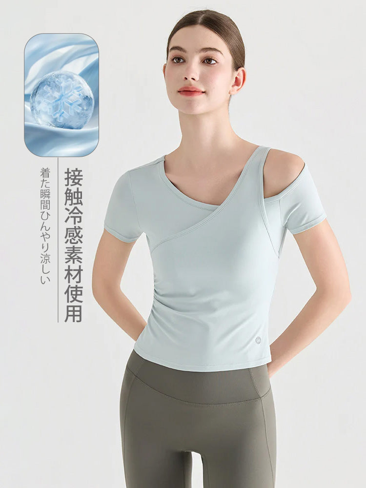 接触冷感 アシンメトリー 肩開き 半袖 カップ付き