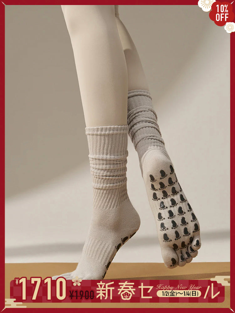 ミドル丈 5本指ヨガソックス 滑り止め付き