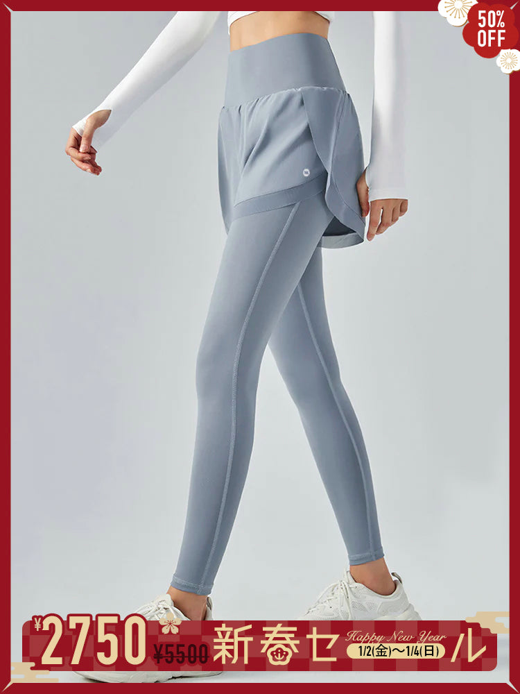 ショートパンツ付きレギンス