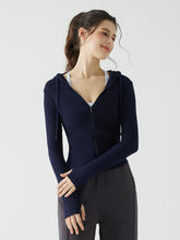 秋冬 スリムフィット フード付き パーカ