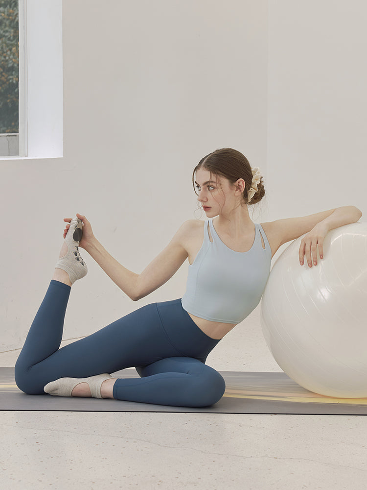 ダブルストラップ スポーツブラ パッド付き