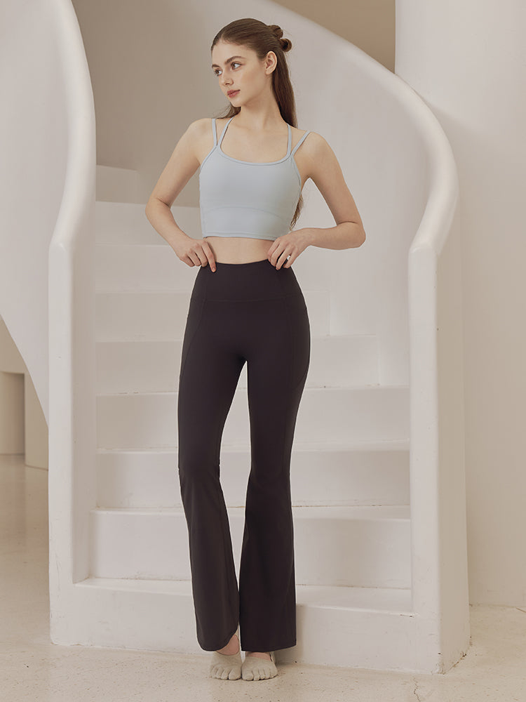 バックスタイル ダブルストラップ スポーツブラ パッド付き