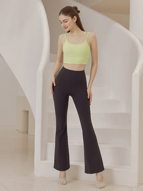 バックスタイル ダブルストラップ スポーツブラ パッド付き