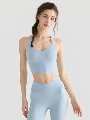 ミディアムサポート 背中スタイル スポーツブラ