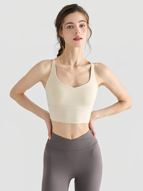 ミディアムサポート 背中スタイル スポーツブラ