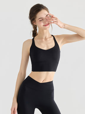 ミディアムサポート 背中スタイル スポーツブラ