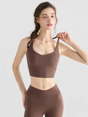 ミディアムサポート 背中スタイル スポーツブラ