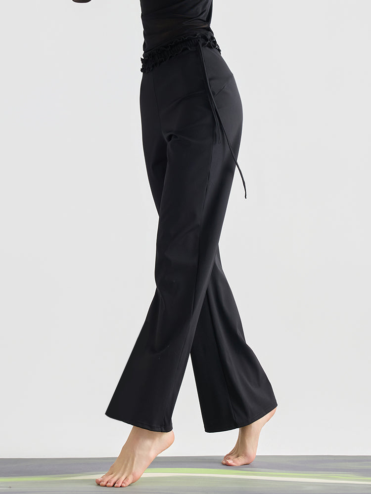 レース ワイトパンツ ヒップアップ