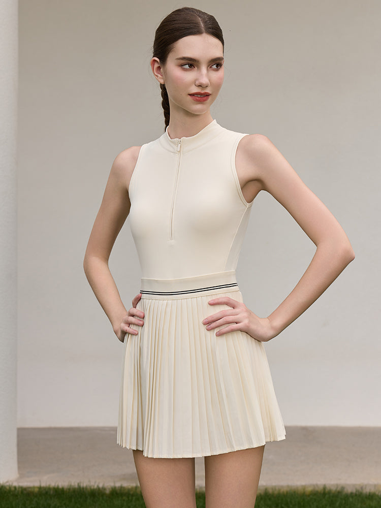 「4月下旬入荷予定」接触冷感 UVカット通気 プリーツ ワンピース パッド付き　