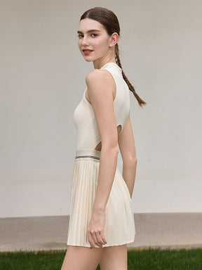 「4月下旬入荷予定」接触冷感 UVカット通気 プリーツ ワンピース パッド付き　