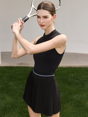 「4月下旬入荷予定」接触冷感 UVカット通気 プリーツ ワンピース パッド付き　