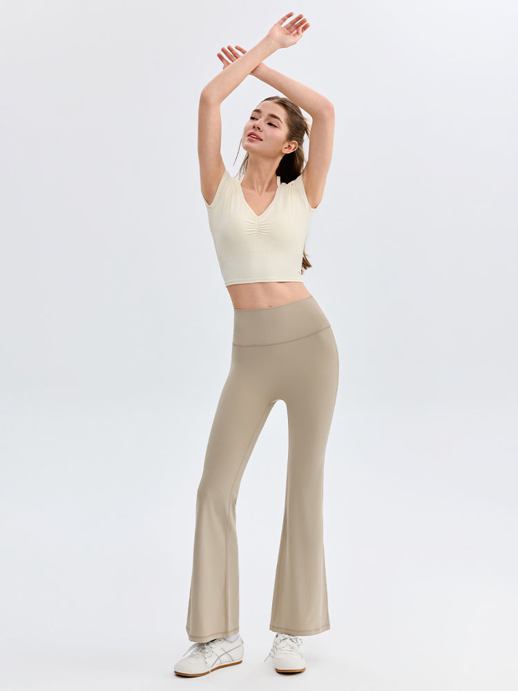 ソフトリブ スリムフィット パッド付き ヨガウェア 半袖