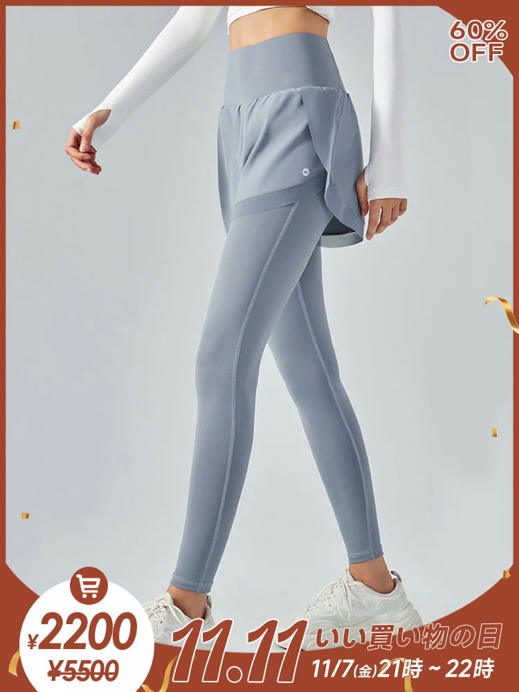 ショートパンツ付きレギンス