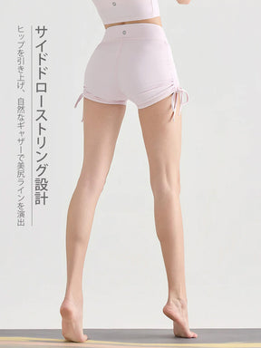 ヒップアップギャザー入りドローストリング付きヨガショートパンツ
