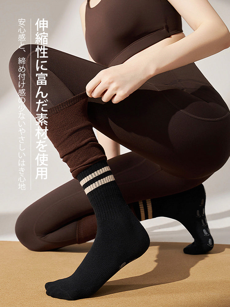 滑り止め付きピラティスハイソックス