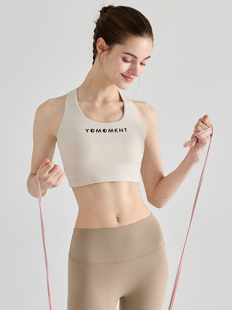 Uネック バックツイスト ヨガブラトップ カップ付き